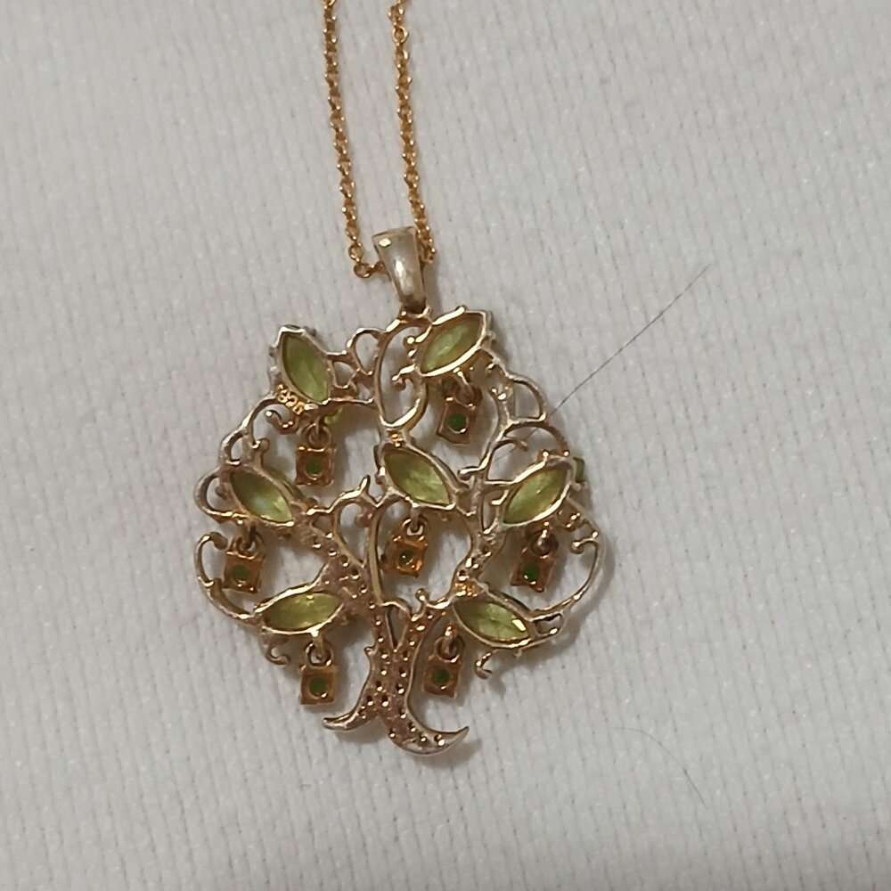 Tree Pendant - Picture 3 of 4